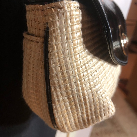 NWT-COLE HAAN STRAW/BLACK PATENT CROSS-BODY BAG - Picture 10 of 16